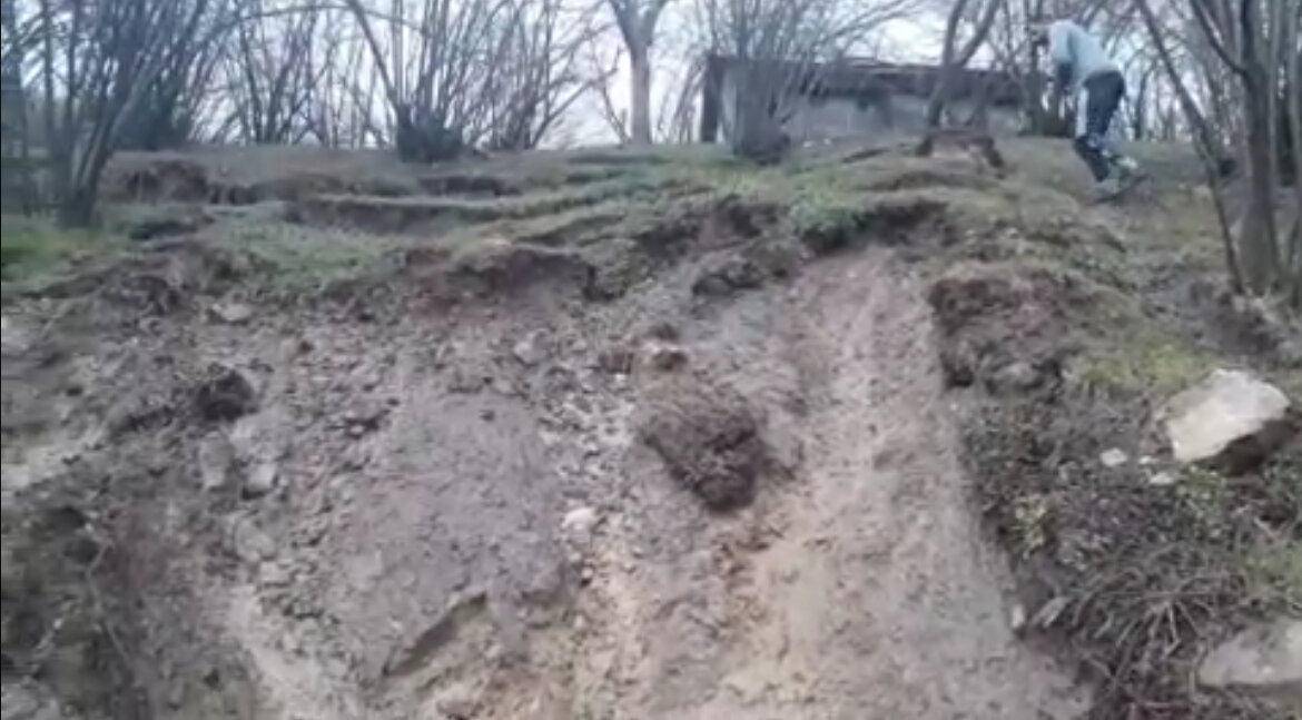 تصاویری از رانش زمین در اشکورات رودسر