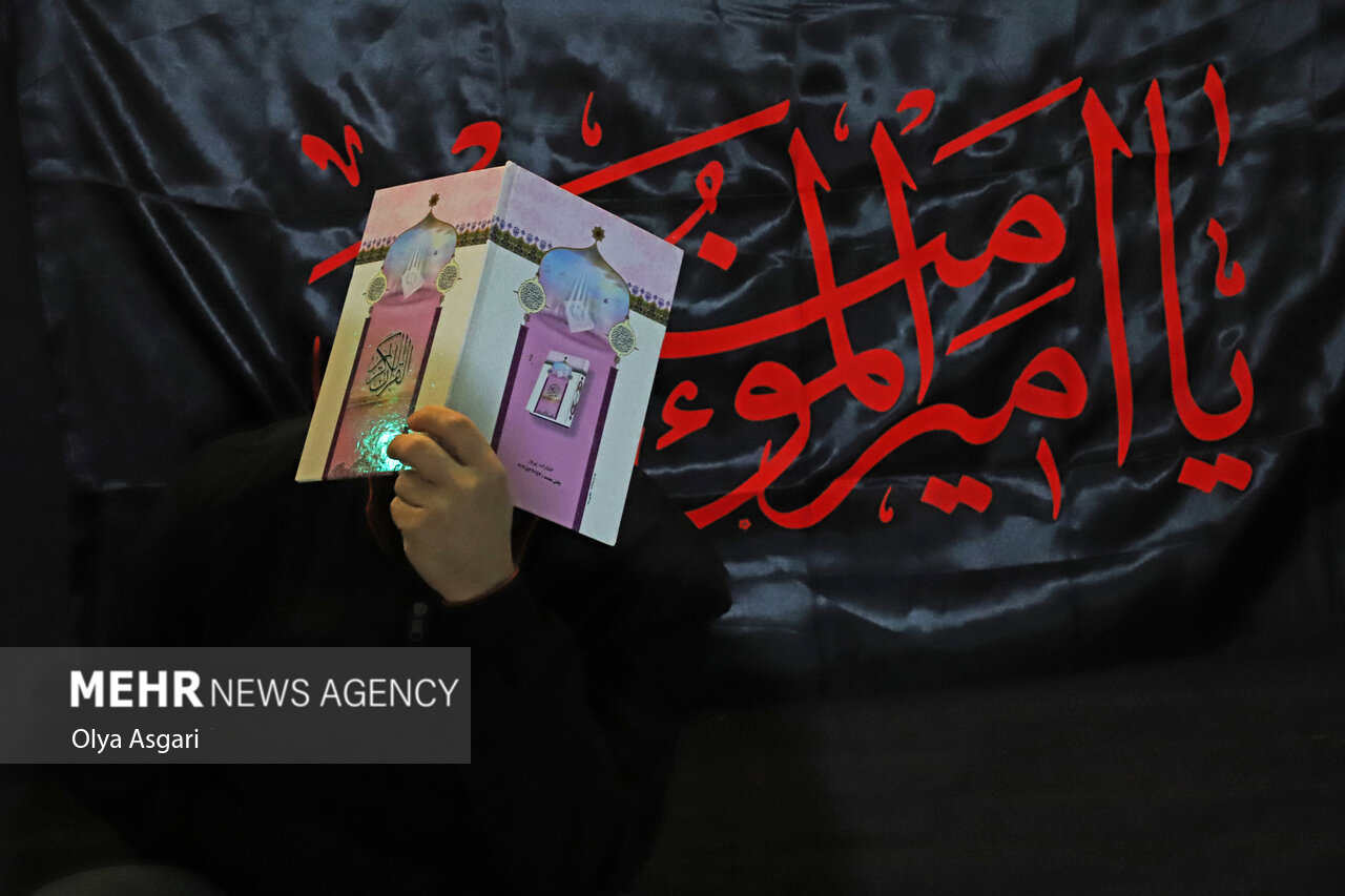 مراسم احیای شب نوزدهم ماه رمضان در امامزاده عبدالله گرگان
