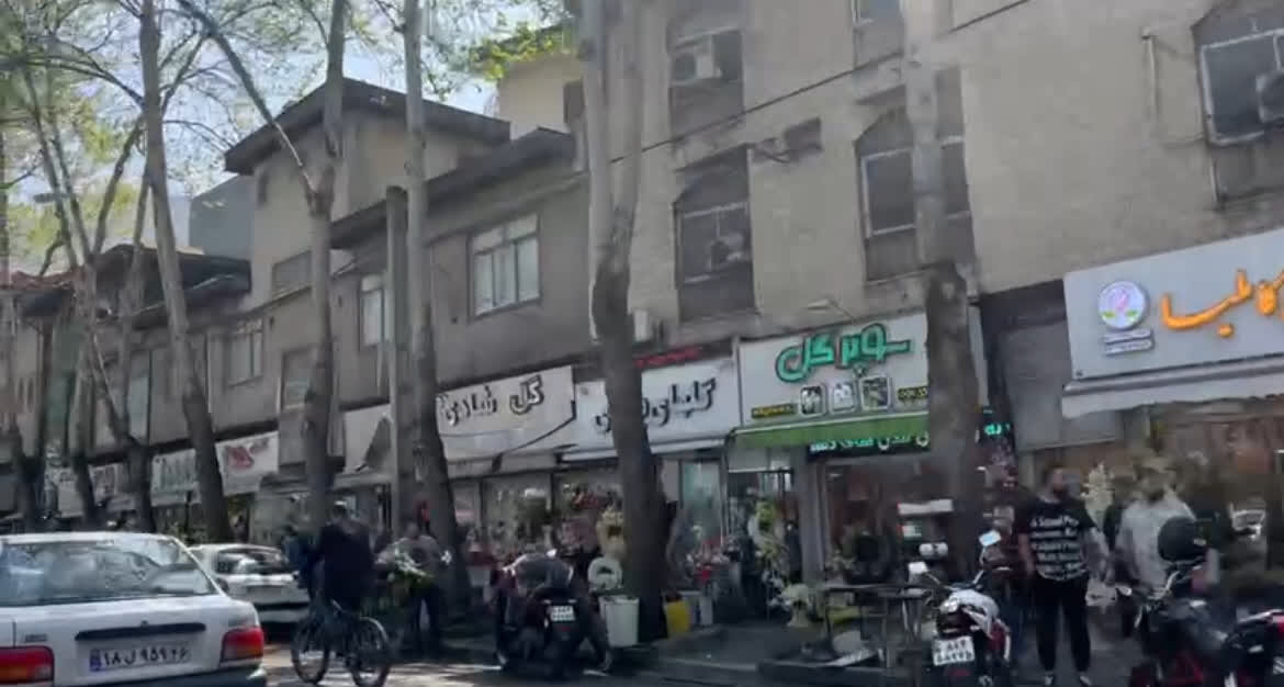 فعالیت عادی کسبه رشت بعد از حمله تنبیهی ایران بر علیه اسراییل