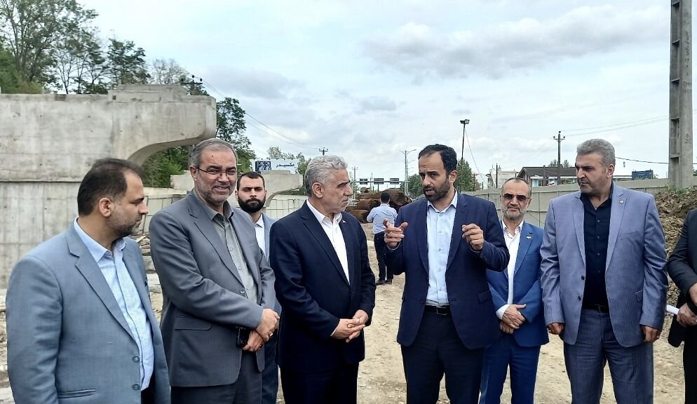 الکترونیکی شدن نیمی از خدمات شهری در رشت