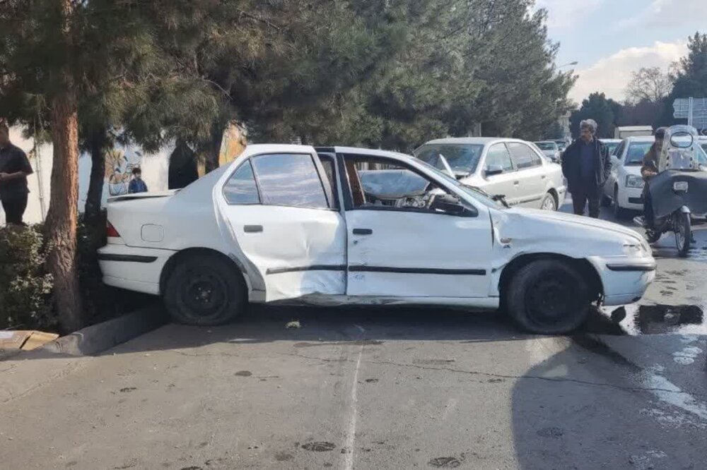 مصدومیت 3 دانش آموز آملی براثر تصادف