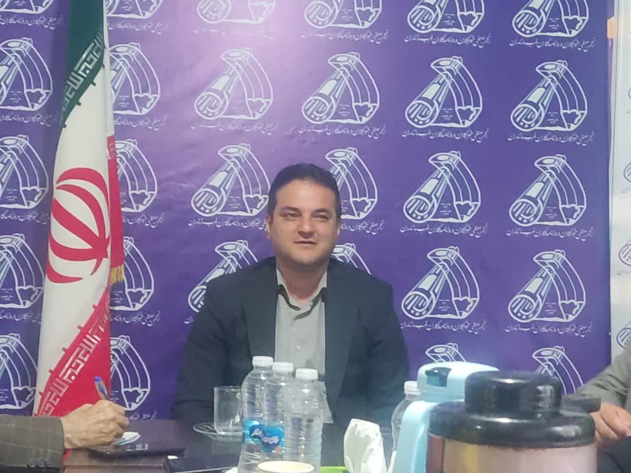 محدوده شهری مرزن آباد اندک است/ شهر اکسیژه در محاصره معادن