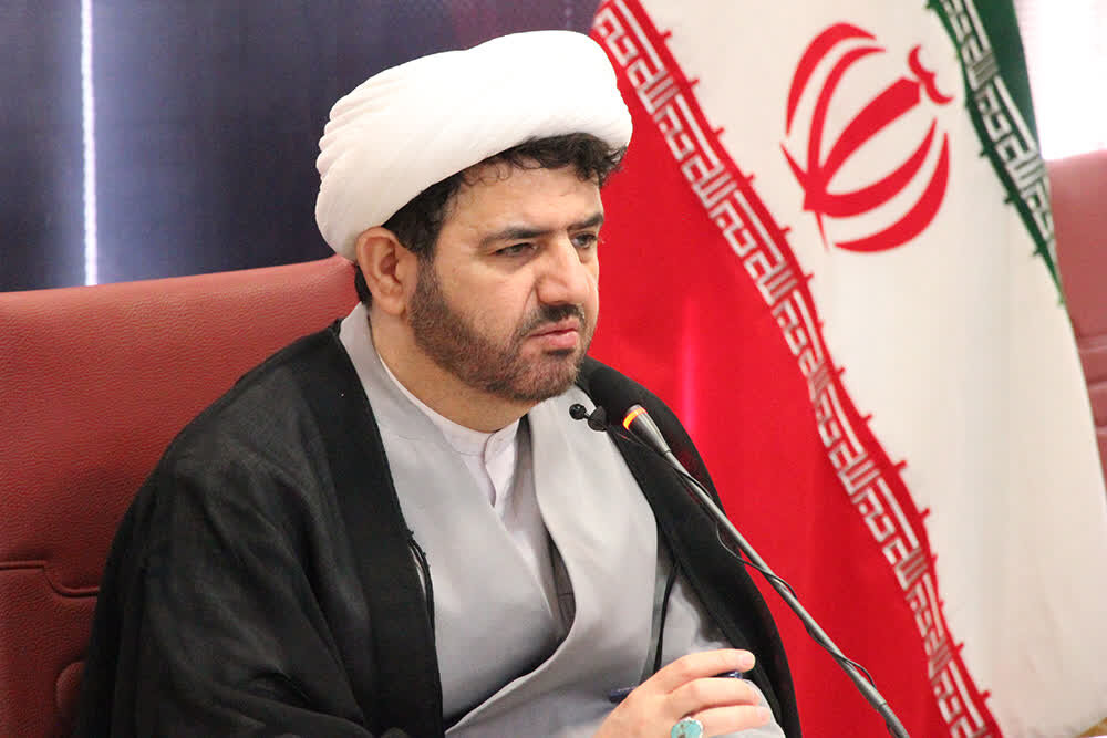 وجود پربرکت امام خمینی (ره) هیچگاه از خاطره‌ها محو نمی شود