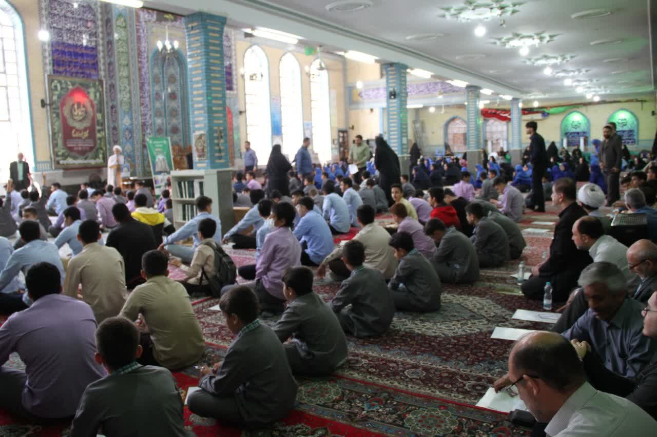 برگزاری آزمون نهایی طرح «زندگی با آیه ها» در آستارا