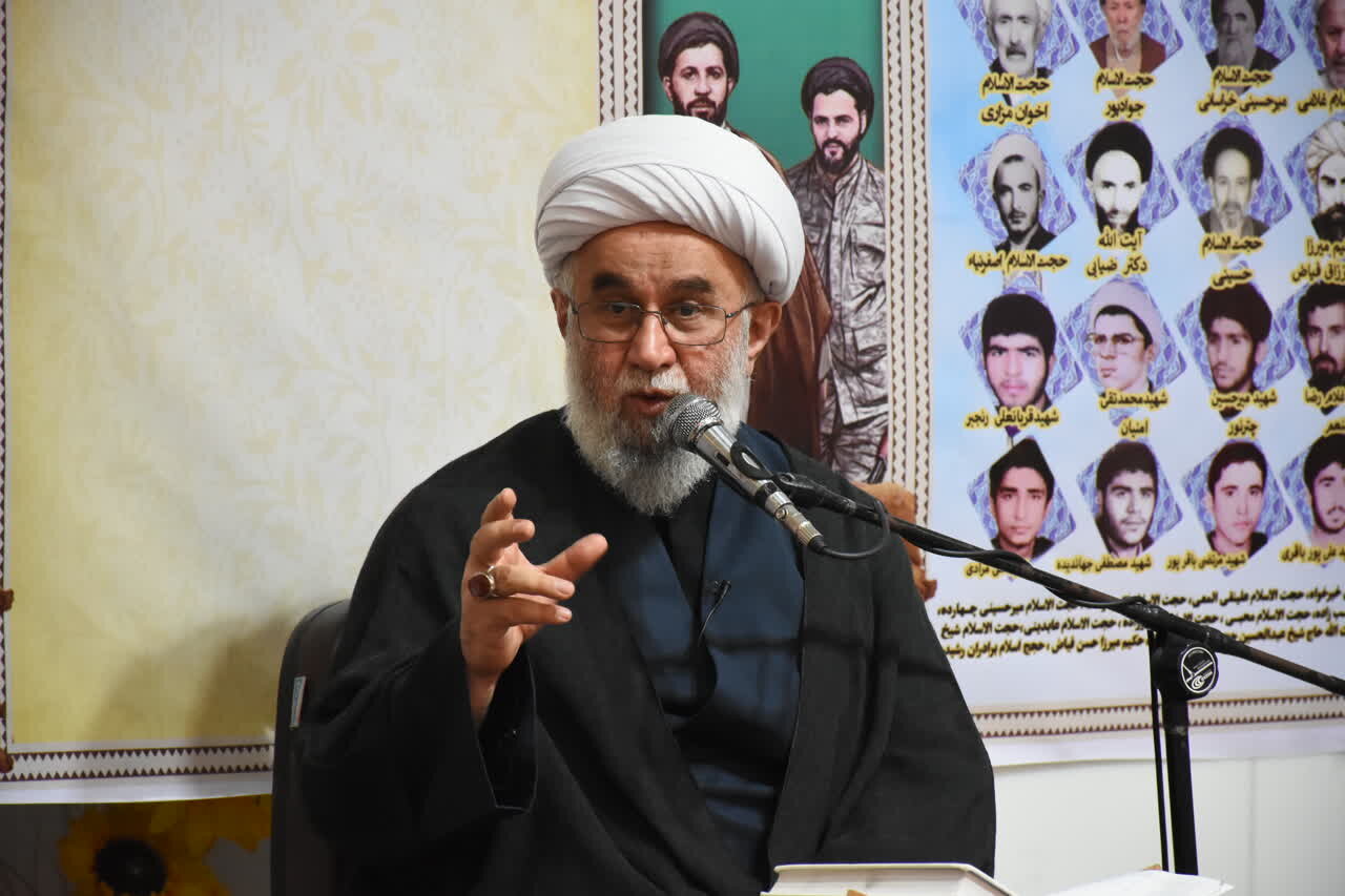 امام صادق (ع) جامعه بشری را هدایت کرد