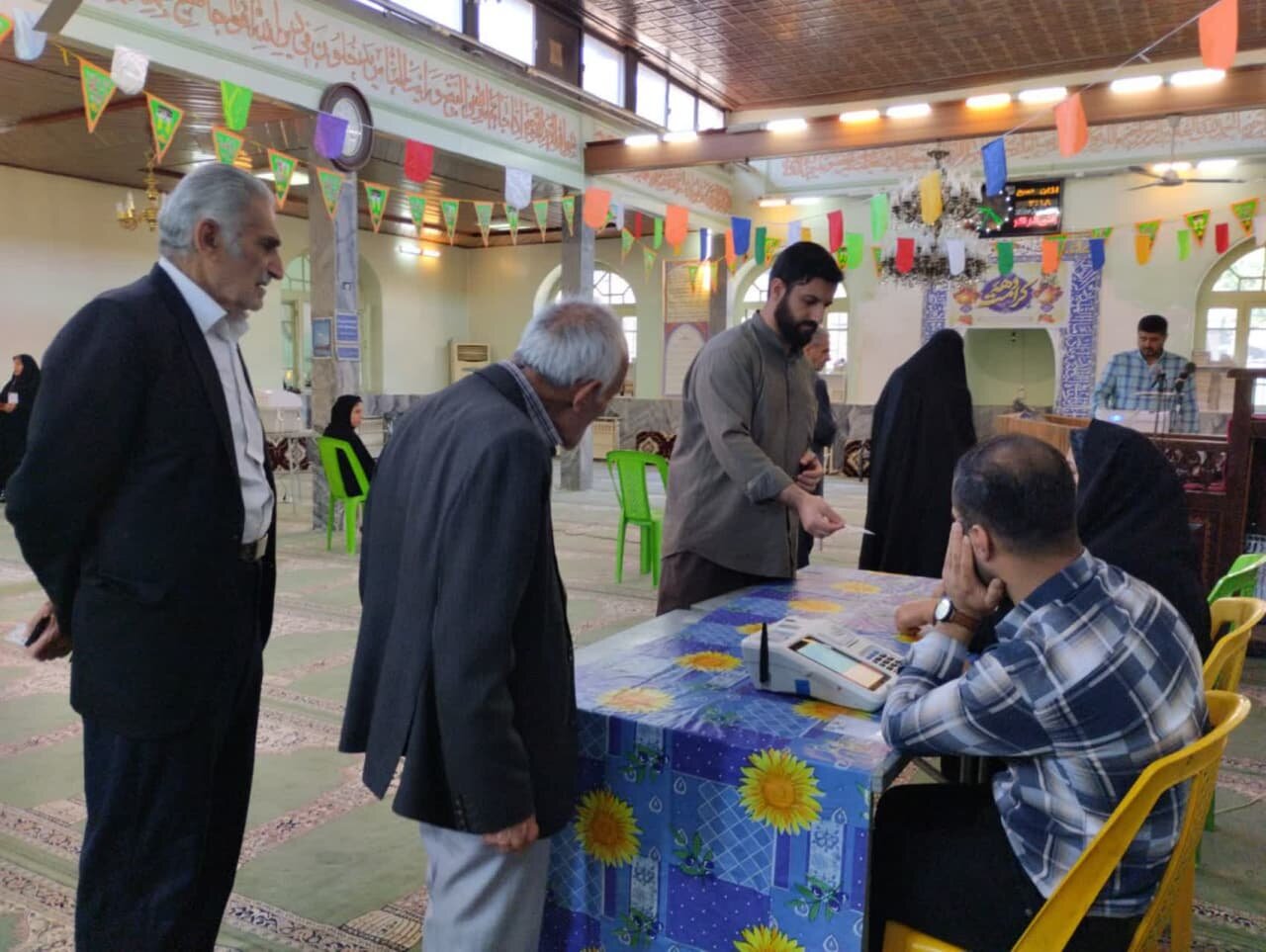 بیش از 15 هزار رای اولی در گنبد کاووس واجد شرایط رأی دادن هستند
