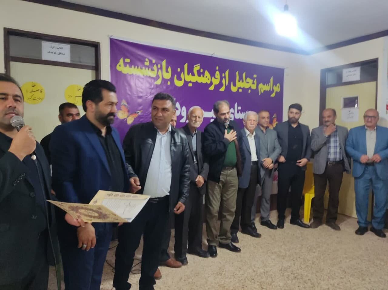سنگ تمام روستاییان خیرودکنار برای معلمان بازنشسته