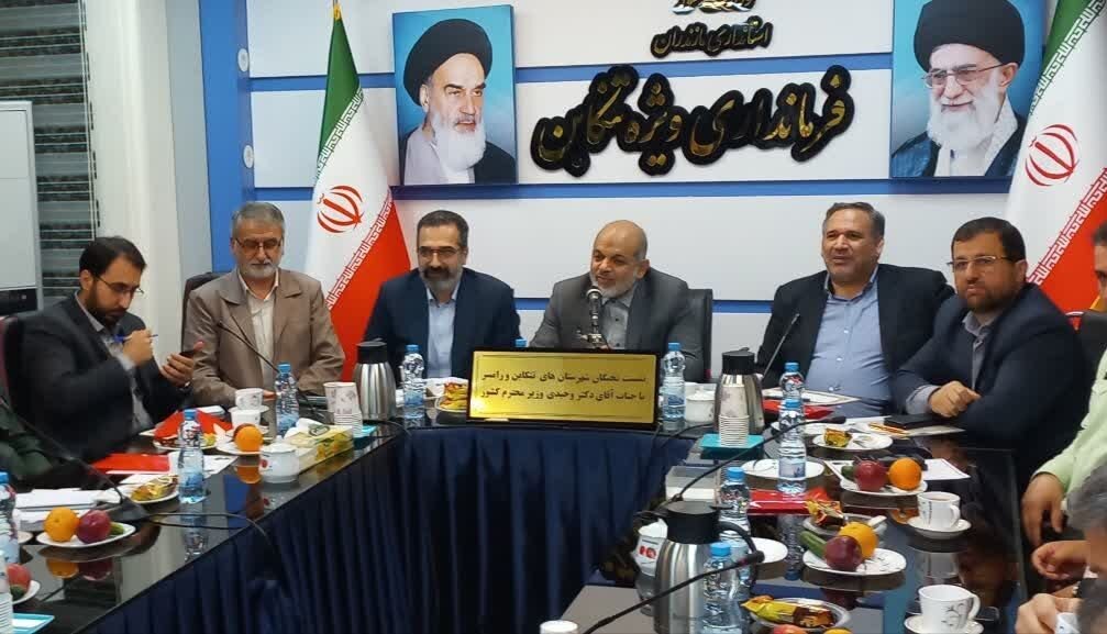 دولت به ضرورت استان شدن یک منطقه توجه می‌کند