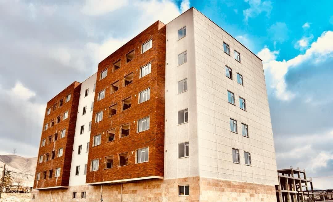 تجلیل از عملکرد بنیاد مسکن گیلان در کشور