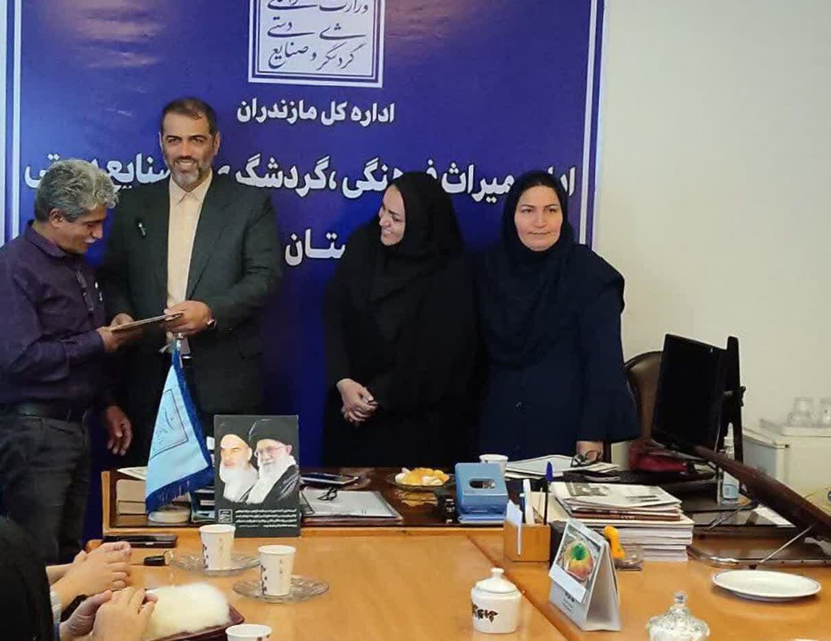 3 هنرمند صنایع دستی در ساری دارای درجه هنری هستند