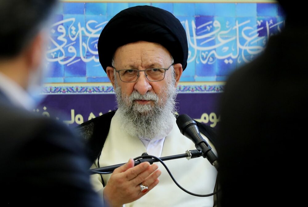 آیت الله نورمفیدی: حضور در دور دوم انتخابات اهمیت دو چندانی دارد