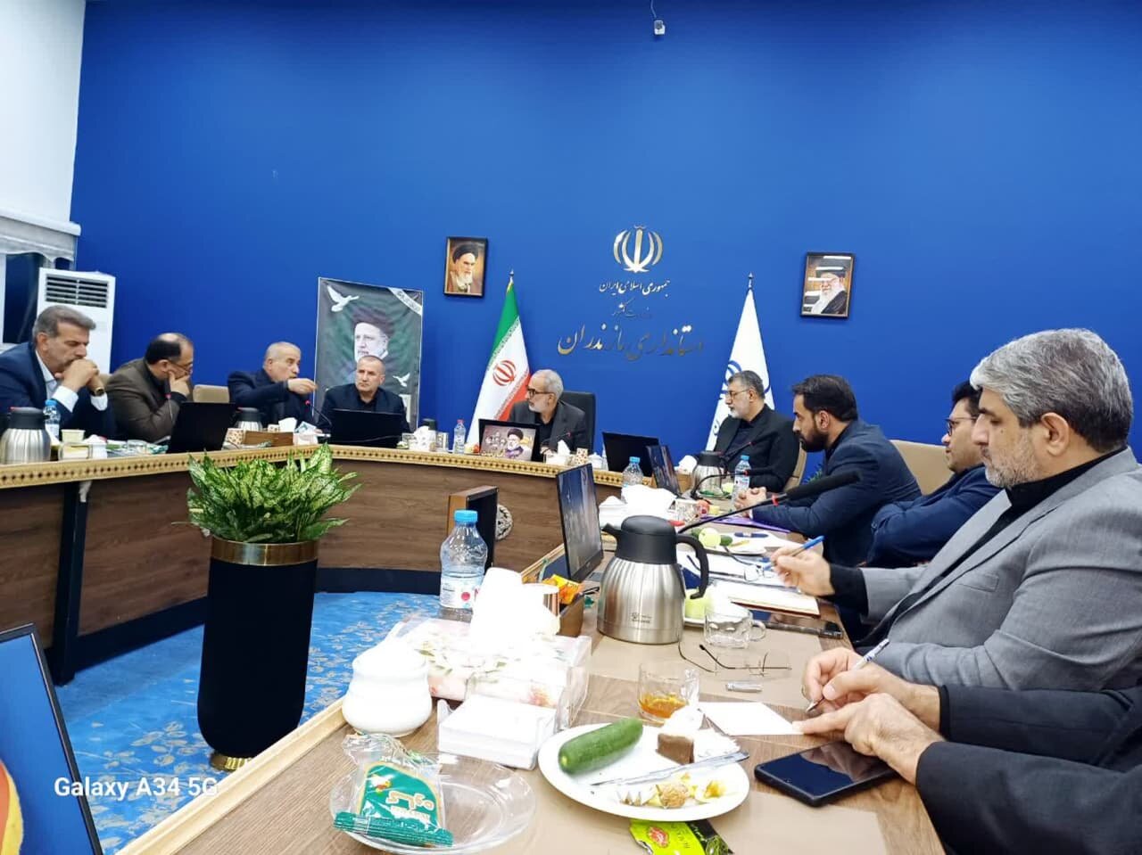 تدوین برنامه عملیاتی برون رفت از چالش ها/ کاهش بیکاری در مازندران