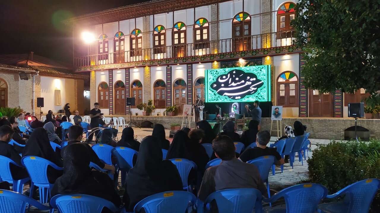 خانواده شهید« مهدی باقری» مهمان تکیه هنرمندان گلستان شد