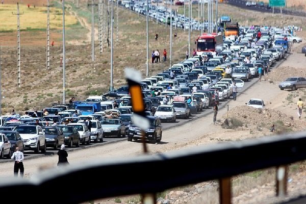 ترافیک مسیر جنوب به شمال هراز و کندوان سنگین است