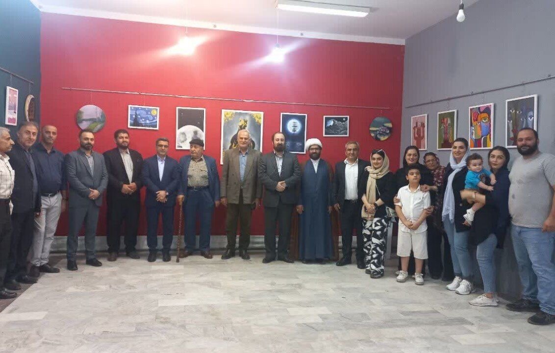نمایشگاه نقاشی انفرادی در نوشهر برپا شد