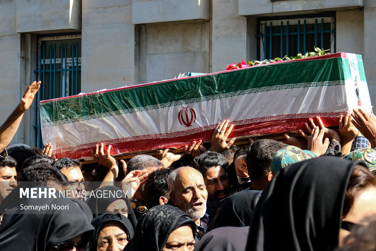 پیکر شهید گلستانی حمله تروریستی تفتان تشییع شد