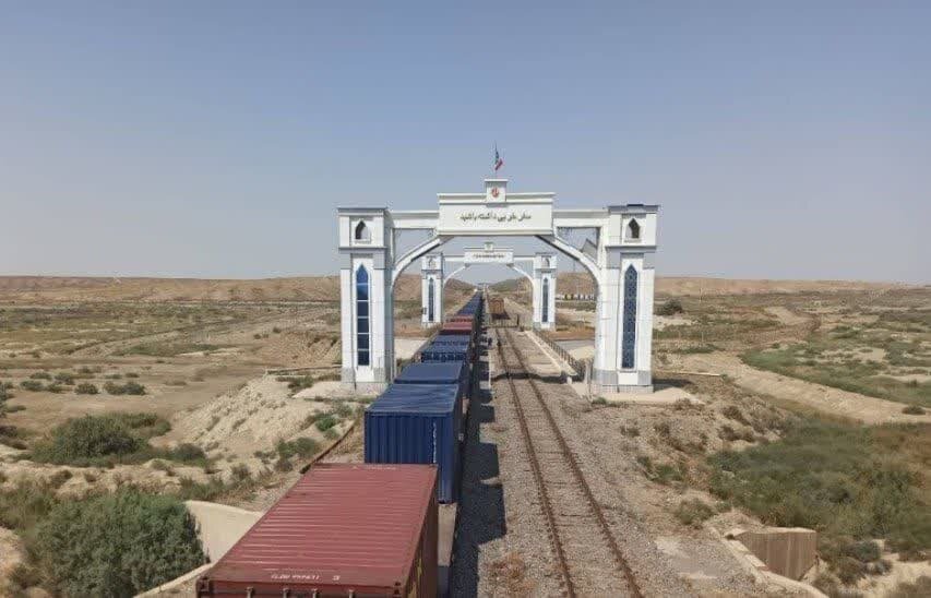 734 تنی محموله از مرز ریلی اینچه برون ترانزیت شد