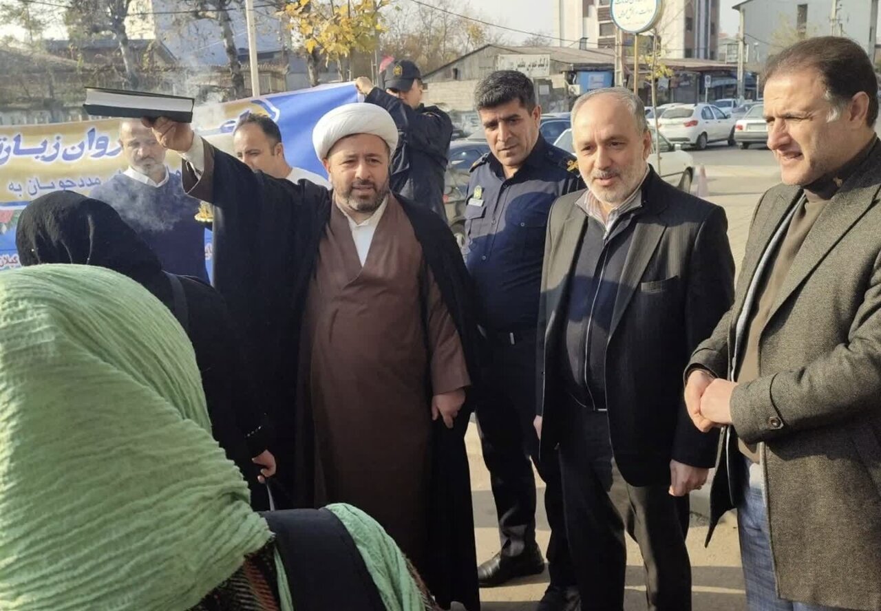 اعزام 90 نفر از خانواده‌های زندانیان گیلانی به مشهد مقدس