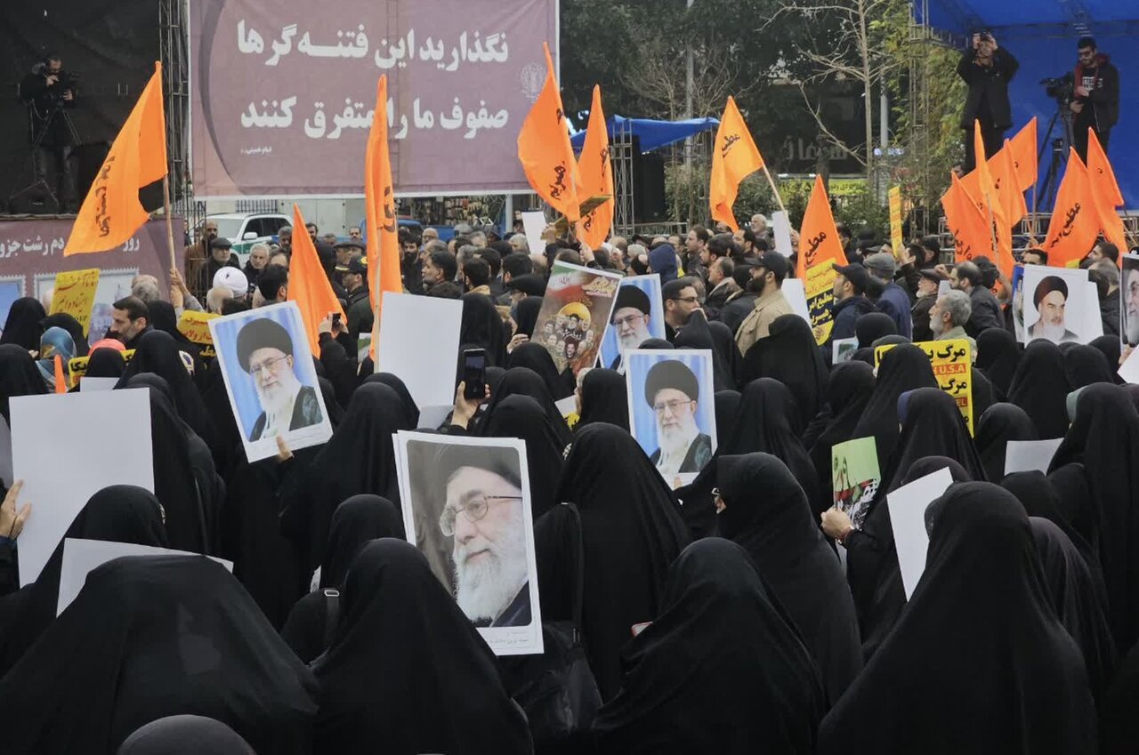 حضور پرشور رشتوندان در سالروز حماسه 8 دی