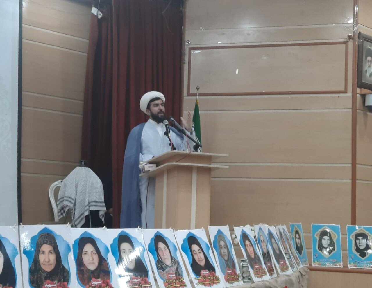 یادواره 38 شهیده اهل تسنن و تشیع گلستان برگزار شد