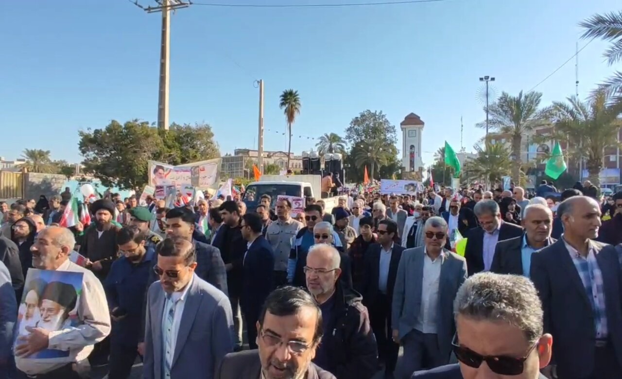 آغاز راهپیمایی 22 بهمن در ساری