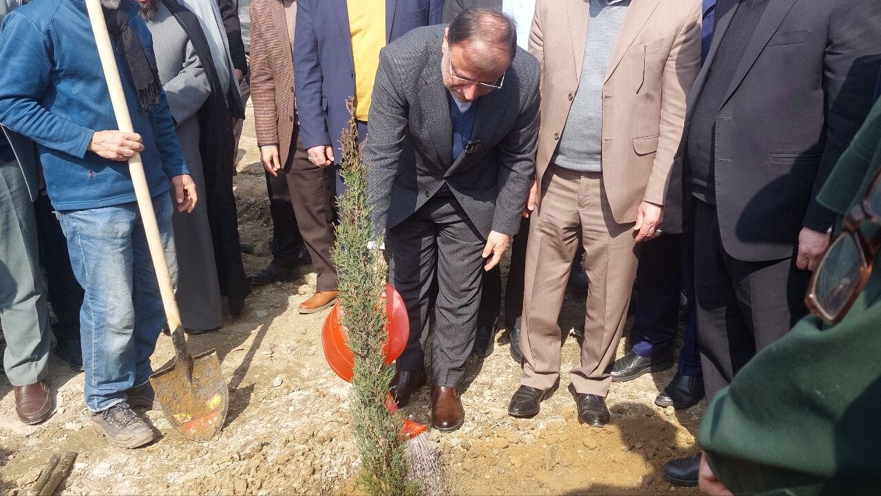 مراسم درختکاری در گرگان با کاشت 200 نهال انجام شد