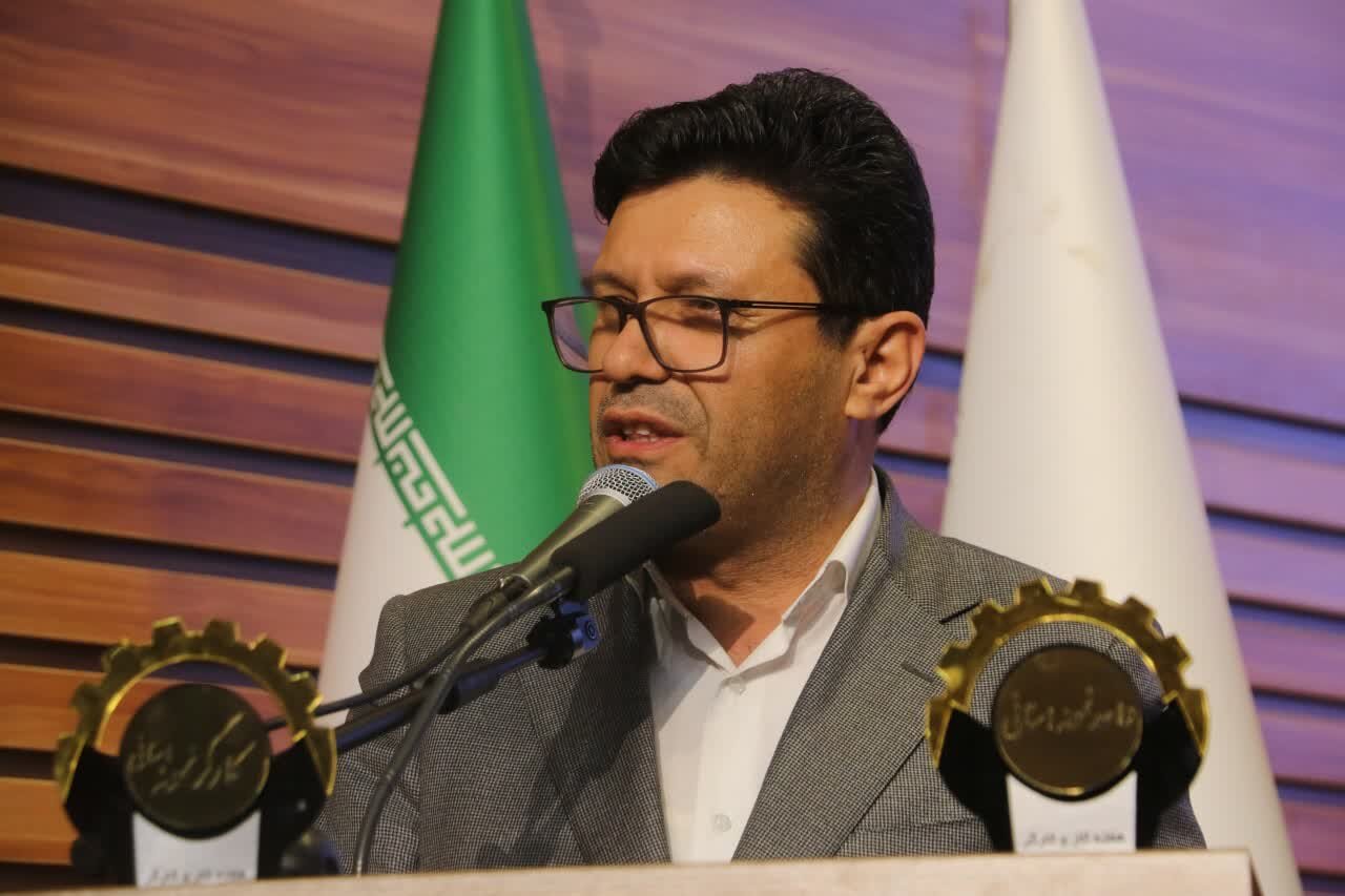 بسیاری از کارگران درگیر حداقل های زندگی هستند
