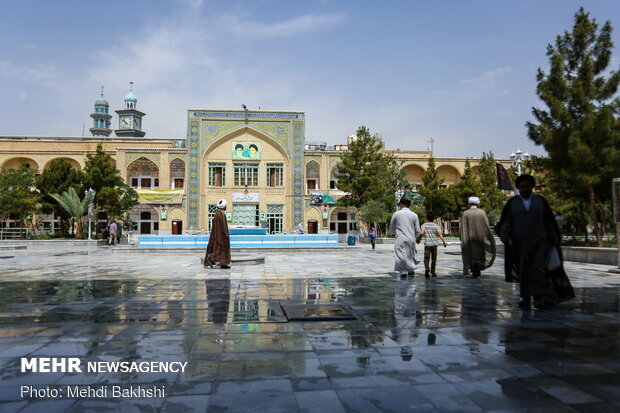 حوزه علمیه مادر و شناسنامه انقلاب است؛ پیشرانی اجتماعی