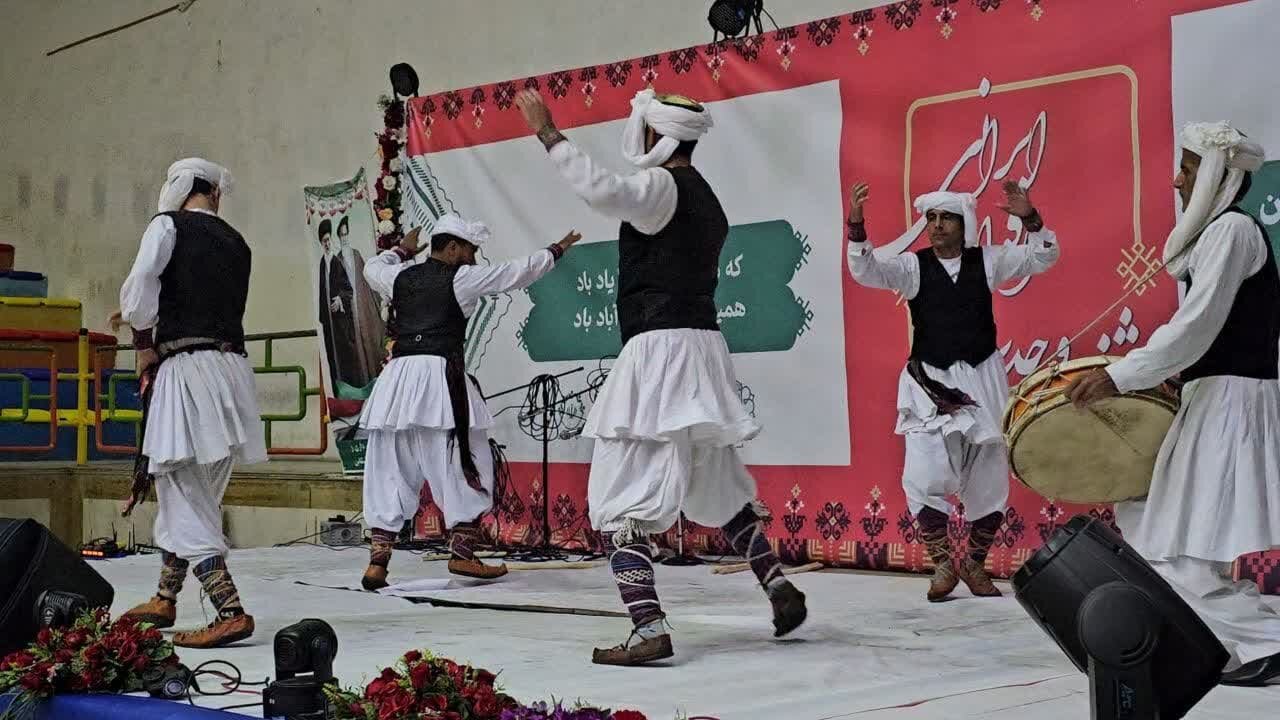 جشنواره وحدت اقوام ایران در تنکابن برگزار می شود