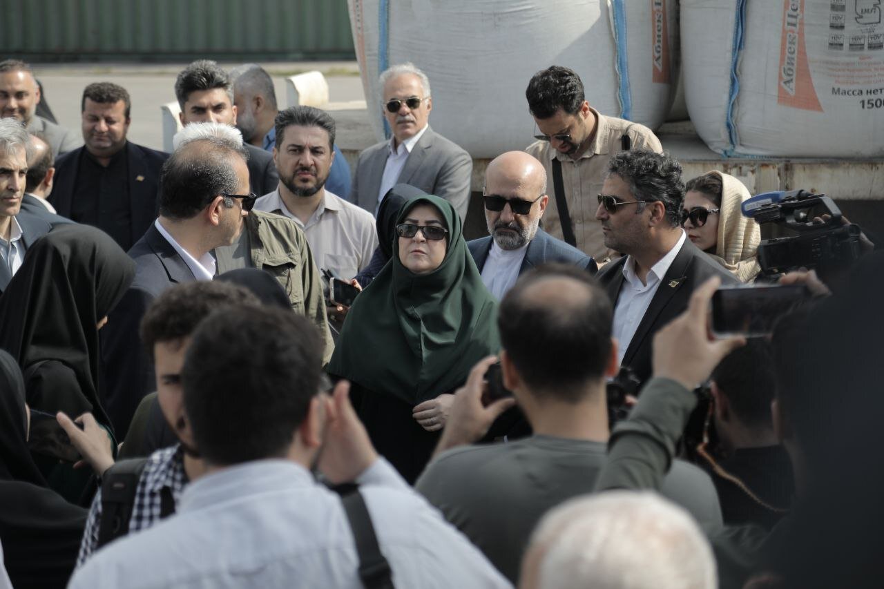 سخنگوی دولت: بندر انزلی در گسترش صادرات نقش موثری دارد