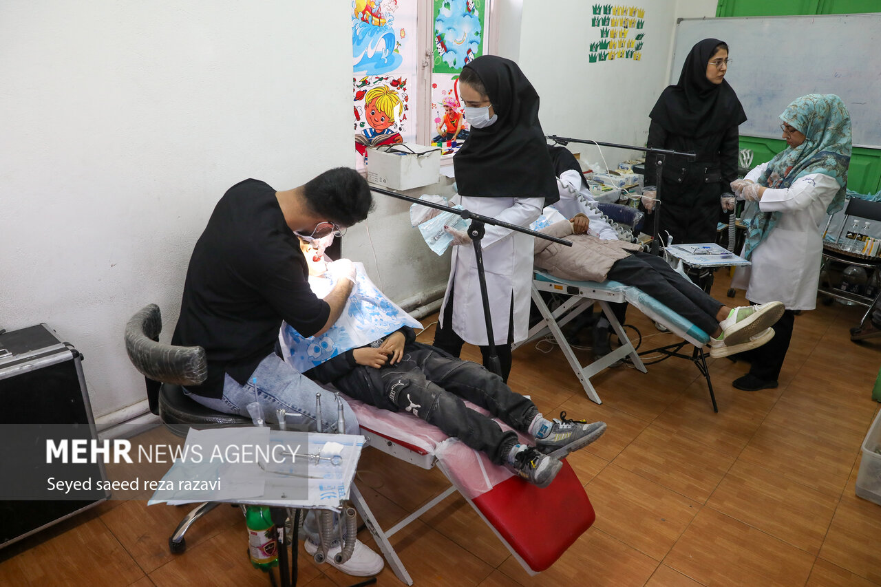 ارائه بیش از 750 خدمت رایگان دندانپزشکی در اردوی جهادی مینودشت