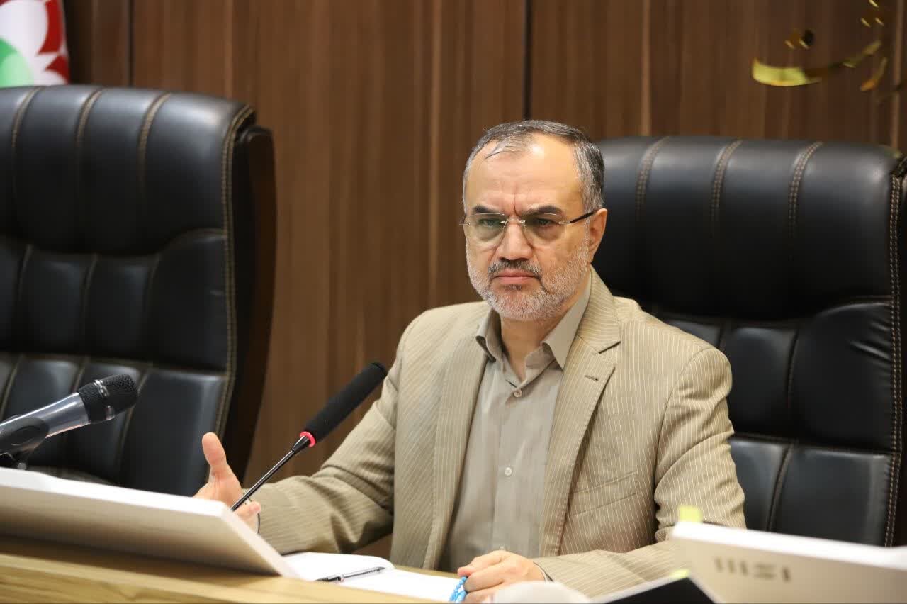ضرورت تسریع نهضت آسفالت و بهبود مدیریت نیروی انسانی در شهرداری رشت