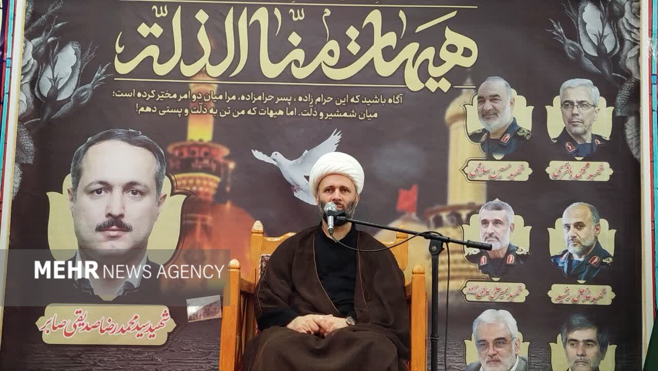 «جهاد تبیین» راهکار مقابله با جنگ نرم دشمن است