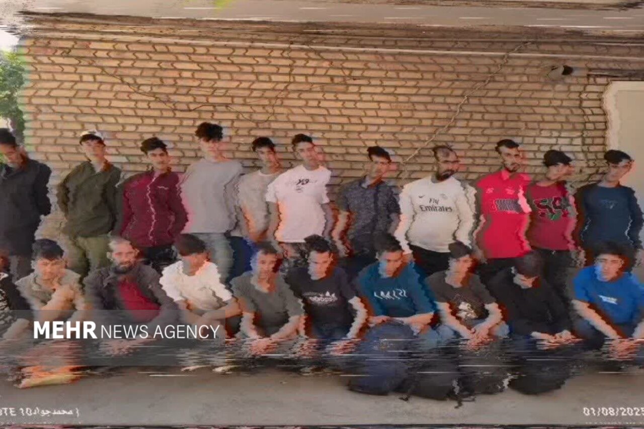1400 تبعه غیرمجاز خارجی در چالوس جمع آوری شدند