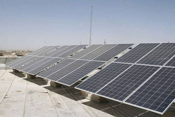 اتصال 800 نیروگاه خورشیدی خانگی توسط مددجویان گلستانی به شبکه برق کشور