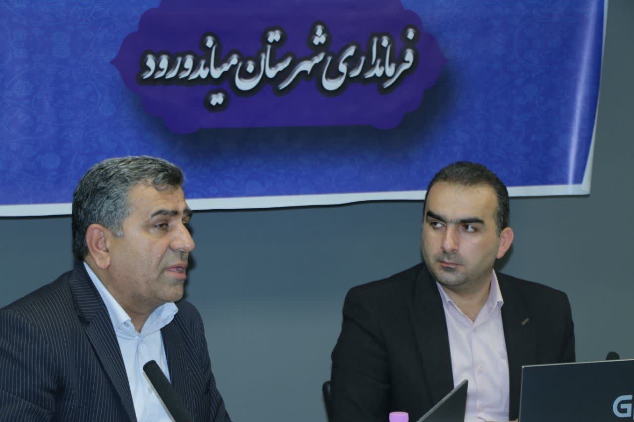 دولتمردان پای کار مردم ایستاده‌اند