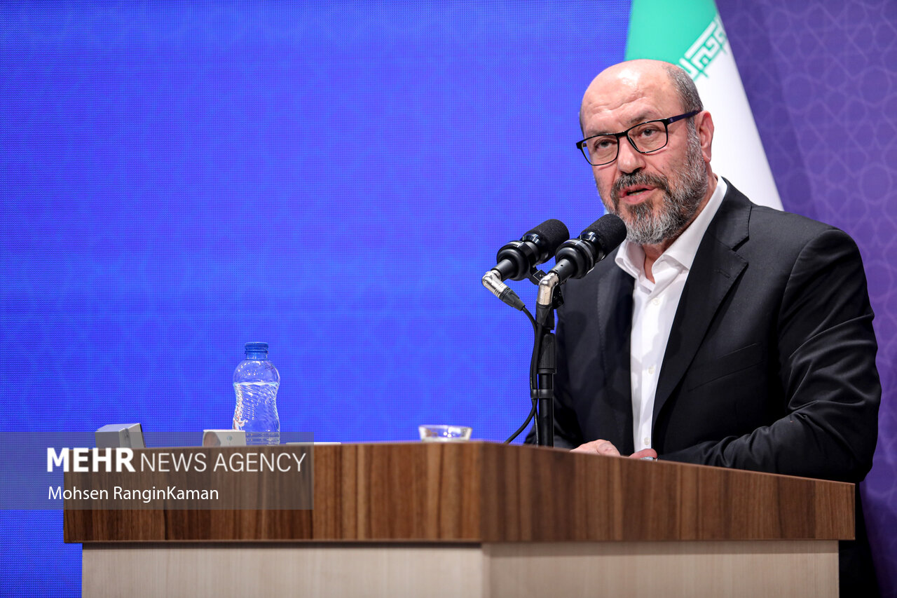 دهقان: آزادراه تهران - شمال کمتر از 5 سال دیگر تکمیل می‌شود