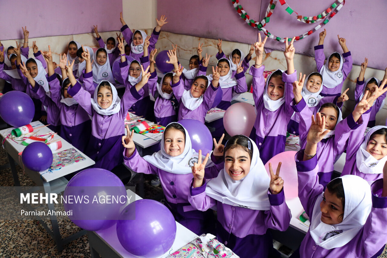560 هزار دانش آموز مازندران آماده ورود به مدرسه هستند