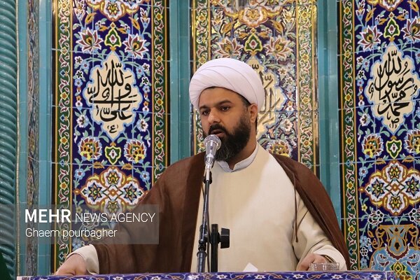 هفته دفاع مقدس فرصتی برای بازخوانی عظمت انقلاب است