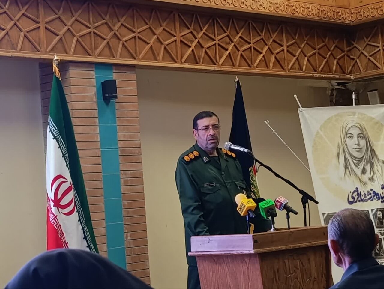 سلامی: دفاع مقدس نماد استقامت ملت ایران است؛ اجرای 5000 برنامه