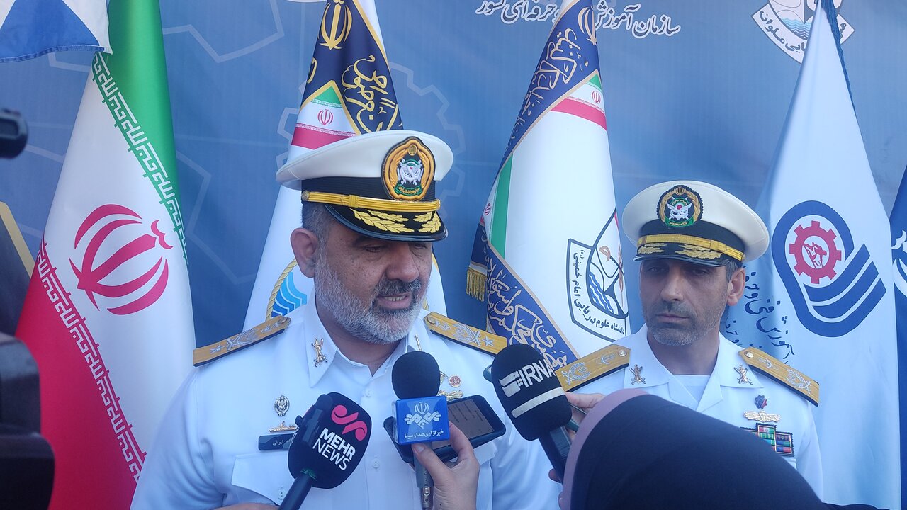 دریادار ایرانی: جای 5 هزار شغل در حوزه دریانوردی خالی است