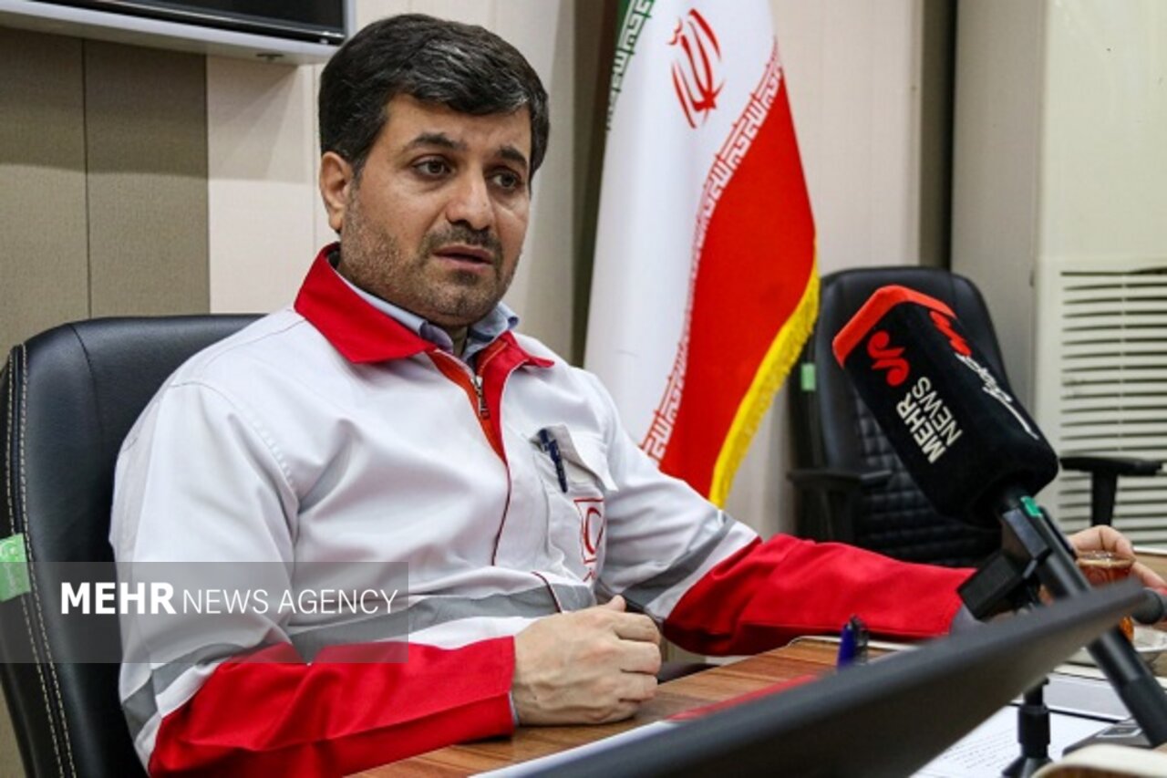 سلیمی: 300 نفر در سواحل گیلان از خطر غرق‌شدگی نجات یافتند