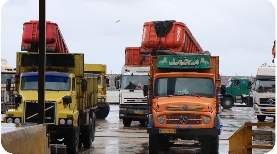 حدادی: بیش از 5 میلیون تُن کالا در گیلان جا به جا شد