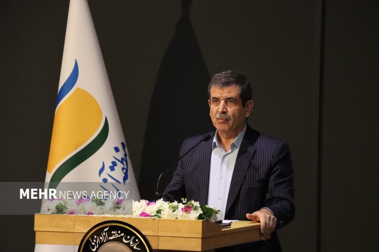 سیدی: تجار سالانه از پرداخت 200 میلیون دلار به گمرک معاف هستند