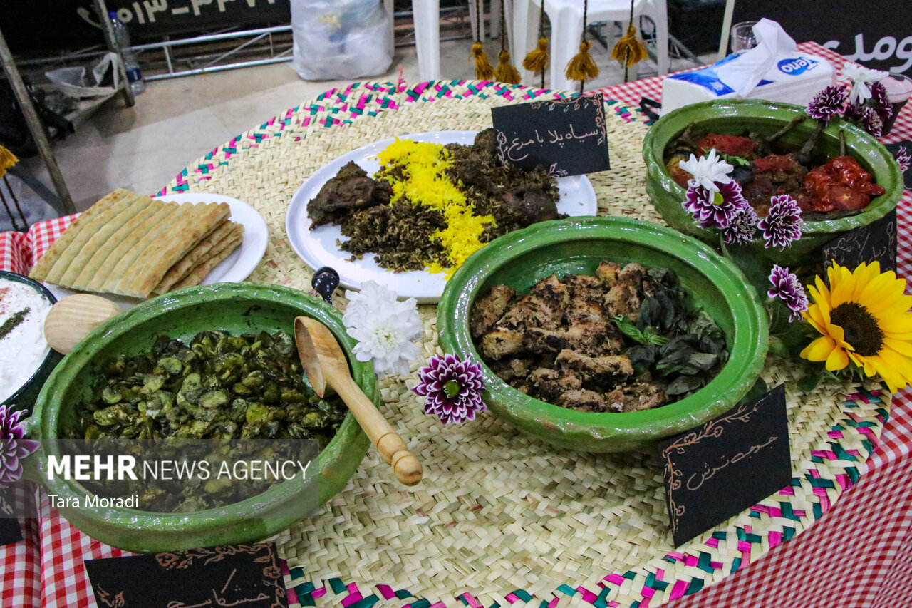 برگزاری جشنواره صنایع دستی و غذاهای محلی در رشت