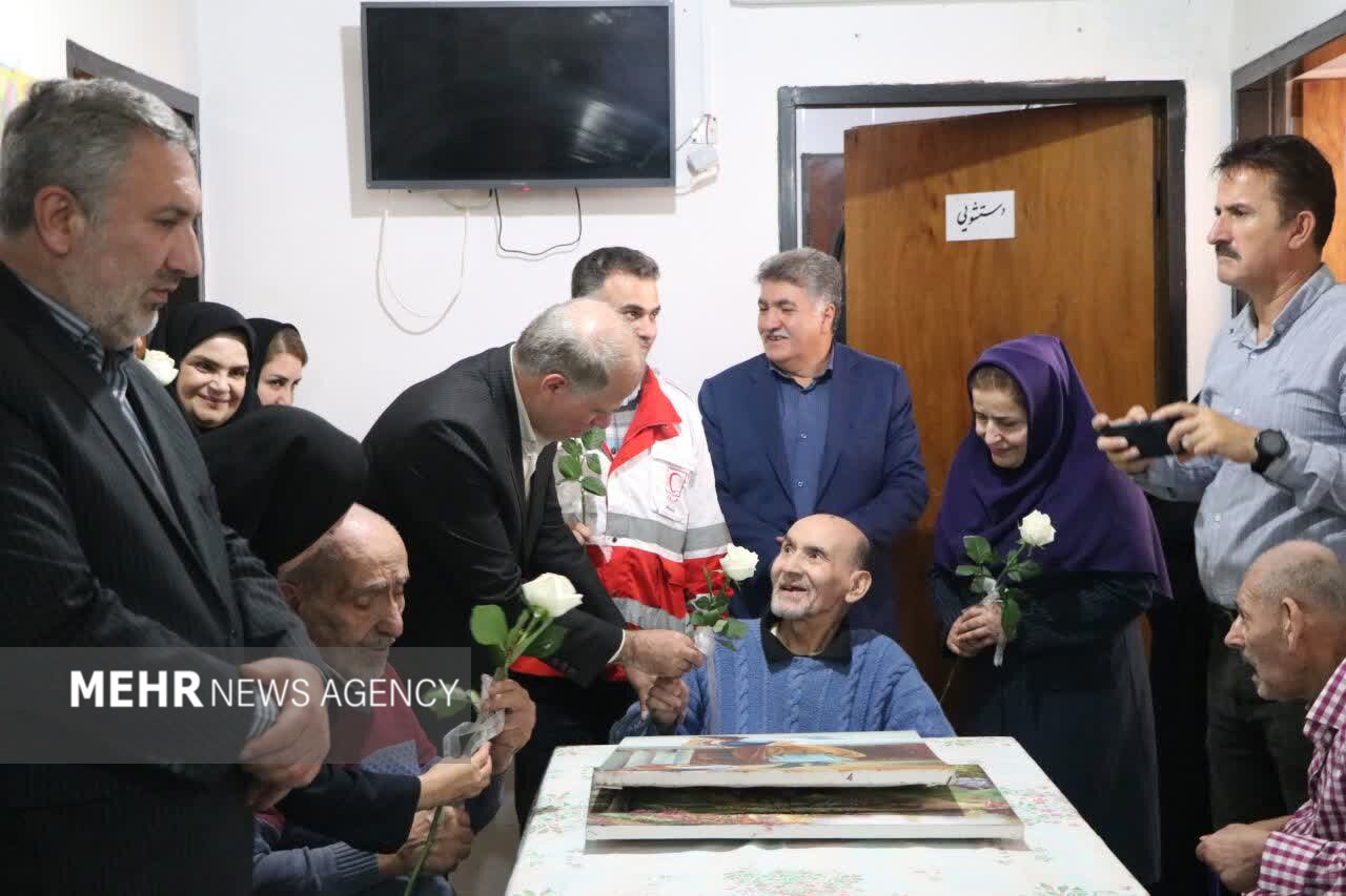 فرماندار شفت:سالمندان سرمایه ارزشمند جامعه هستند