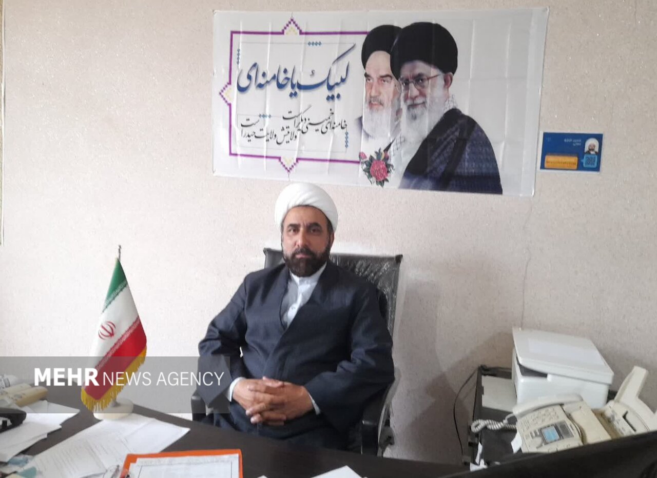 عزیزی: رفع مهجوریت قرآن در گرو محوریت یافتن آن در زندگی روزمره است