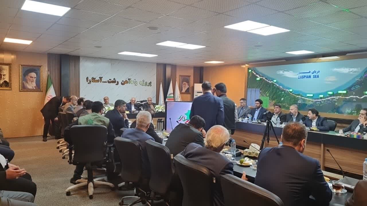حاجی میرزایی: پروژه راه‌آهن رشت - آستارا از اولویت‌های دولت است