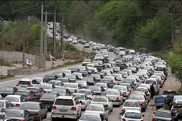 مرادی: ترافیک در آزاد راه رشت - قزوین پرحجم اما روان است