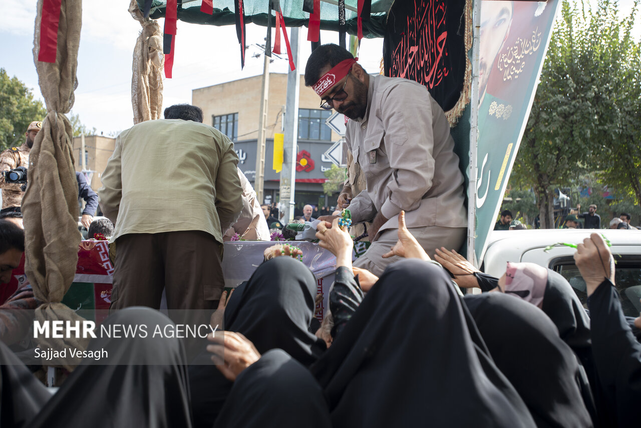 گرگان در شوراستقبال؛ مردم با اشک ونوای دل به استقبال شهید سلطانی آمدند